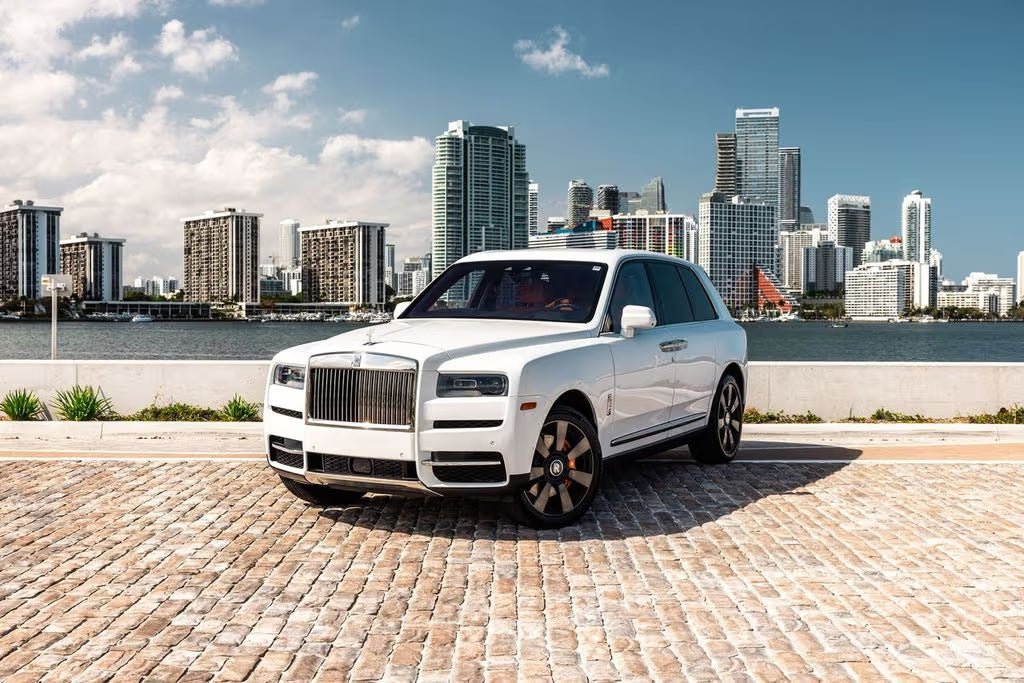 Best Luxury SUV Rentals for Miami Nightlife and Events - Ark Exotics